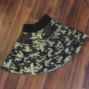 Camo Skirt💚